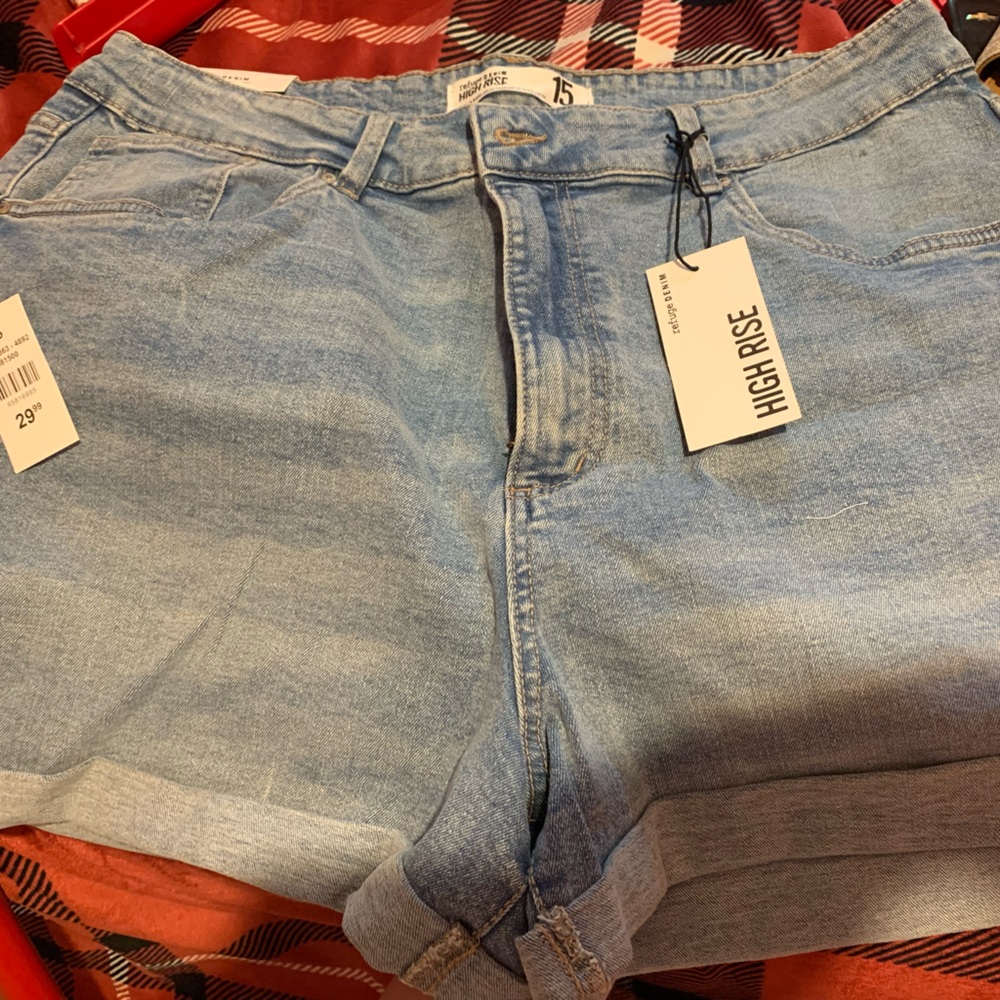 Women High Rise Shorts